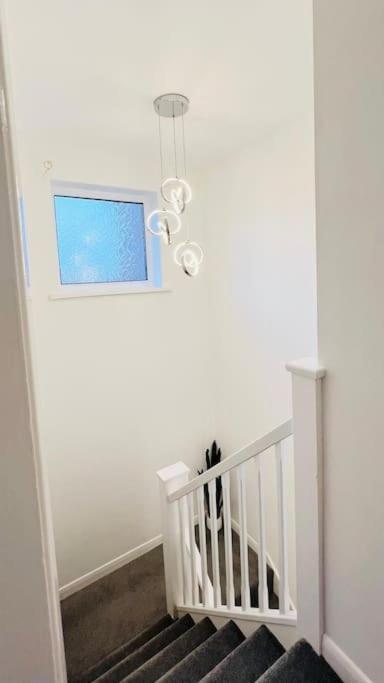 New Fully Furnished Cosy Home Balderton Bagian luar foto